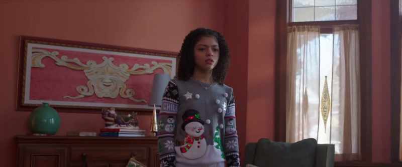 [sibling] Santa got my wish. - [phone rings]