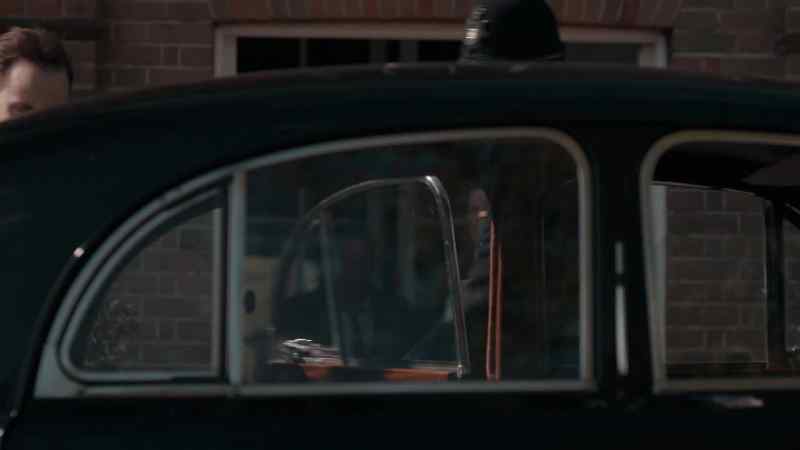 SIDNEY: Money to pay the driver