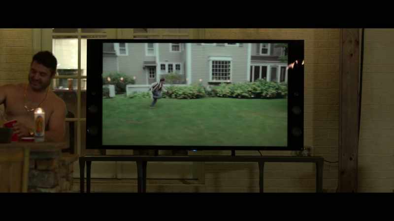 SINGER: (ON TV) ♫ Oh, yeah ♫