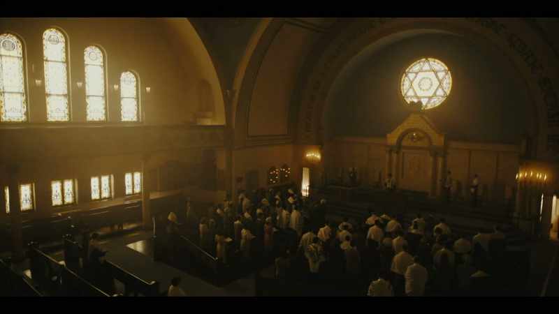 �� (SINGING IN HEBREW) ♪