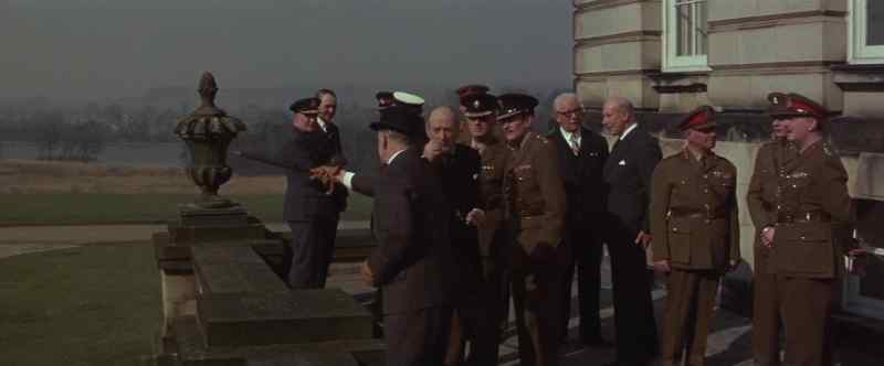 Sir Percy, look. Look over there, Sir Percy. Look