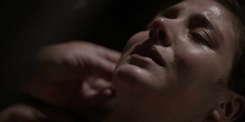 [sirens wailing] - Please
