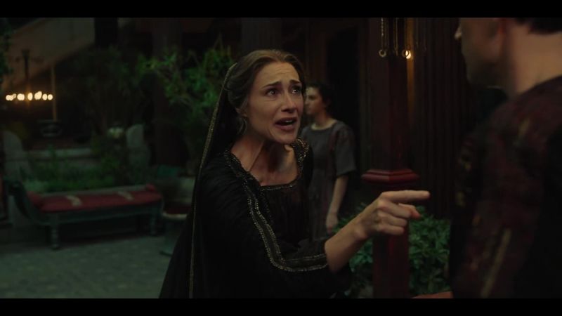 Sister, let me take you... - Who killed the slave?