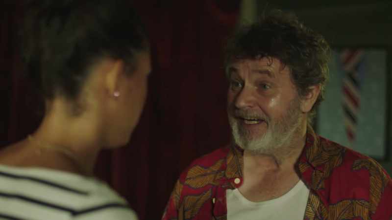 Skip, please, it's fine. - Mia, no
