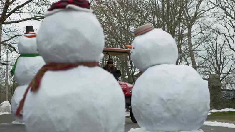 Slight left, we got the second snowman around one o'clock