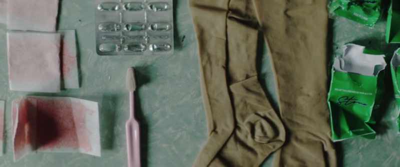 Slimming pills, support stockings