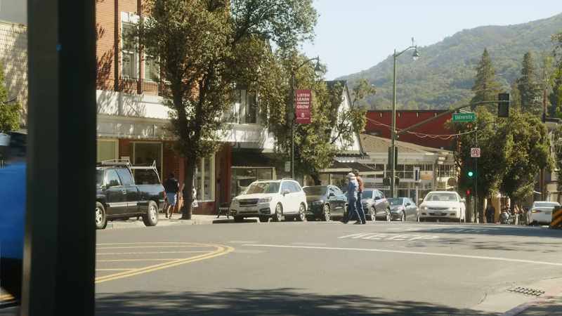 �� Small town where no one's stranger ♪