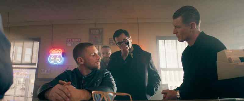 [SNEEZES]