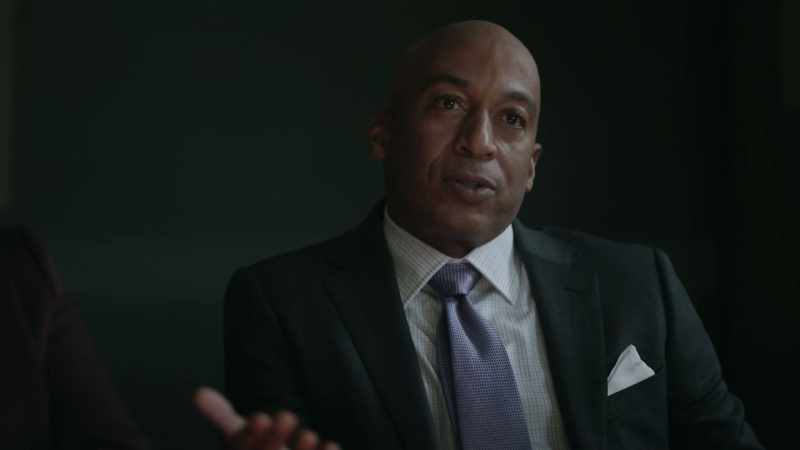 So this guy lets a criminal do all the work