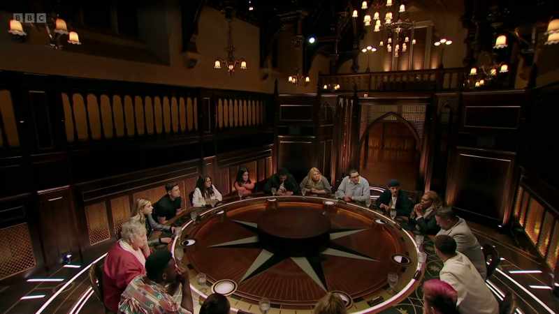 So, we have six votes for Kyle and four votes for Kate