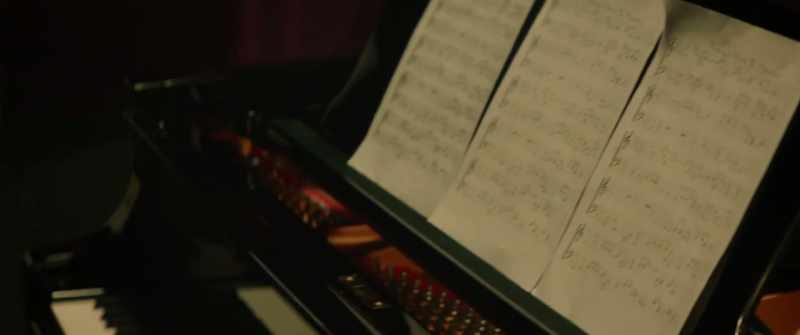 �� So he's leaving a life, mm ♪