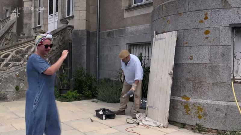So hot air gun and something for stripping