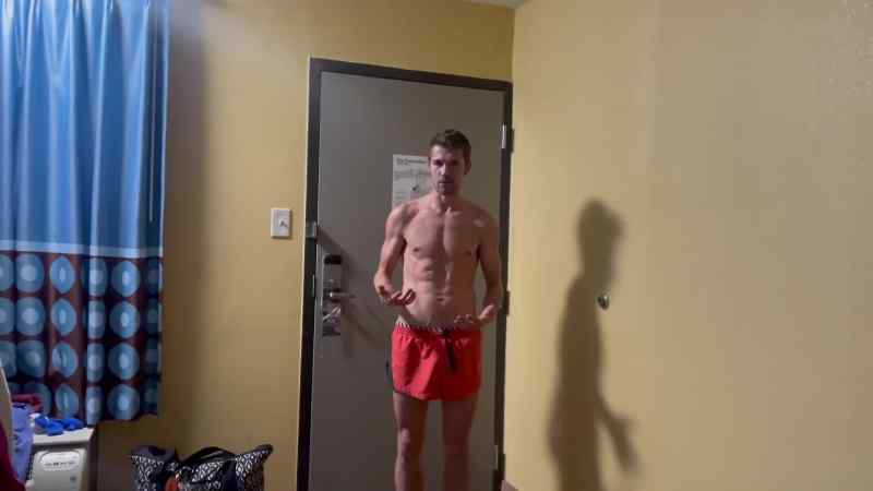 So this is calisthenics working my core