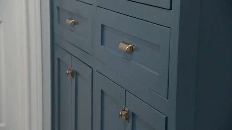 So this is the boys' bathroom. -It's beautiful