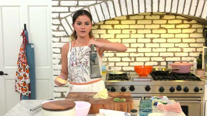 So now let's use the other grater