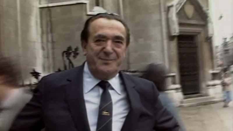 So Robert Maxwell