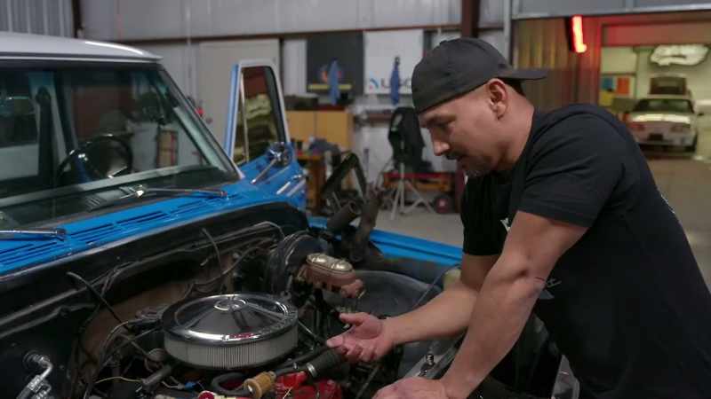 So the carburetor starts suffering for gas