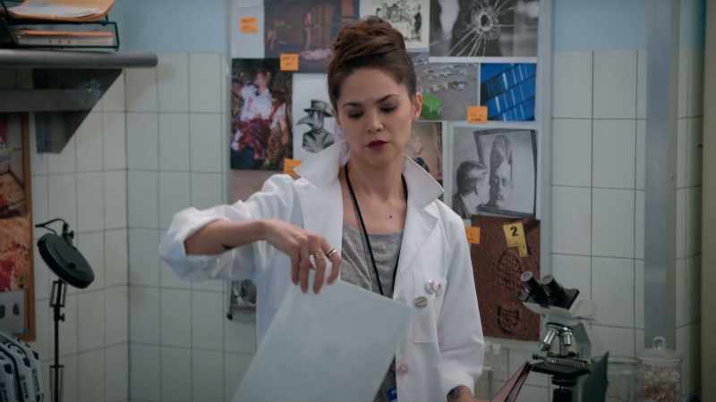 So the killer spray-painted a message to Cora on the wall