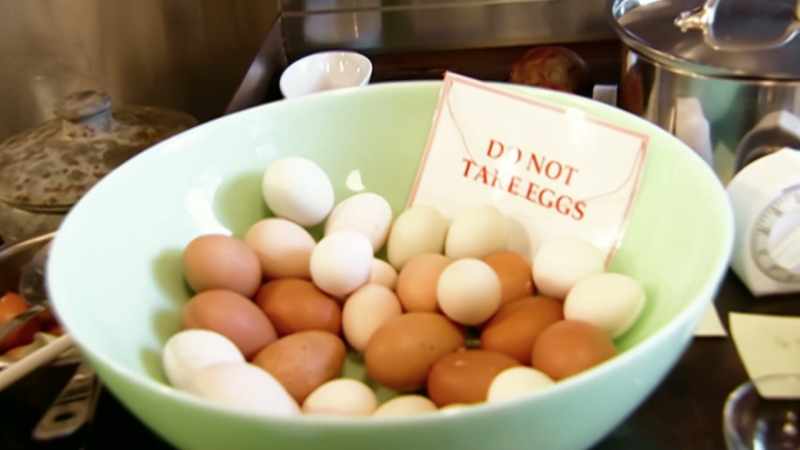 So the menu is hard-boiled eggs, which I already did