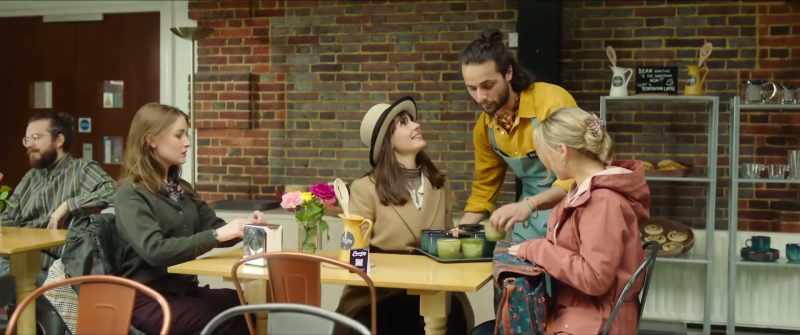 So, three Earl Greys, no milk