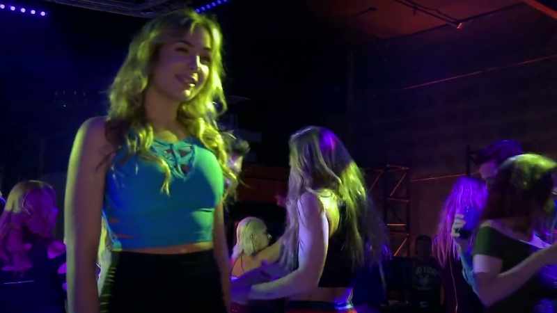 So who wants to dance? - Ah! That's me