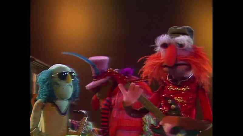 �� Some folks like to get away ♪