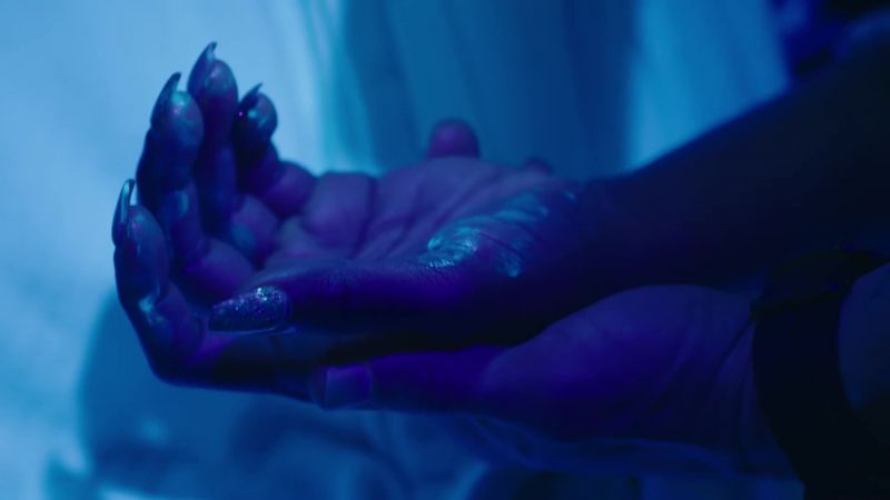Some more around her fingers