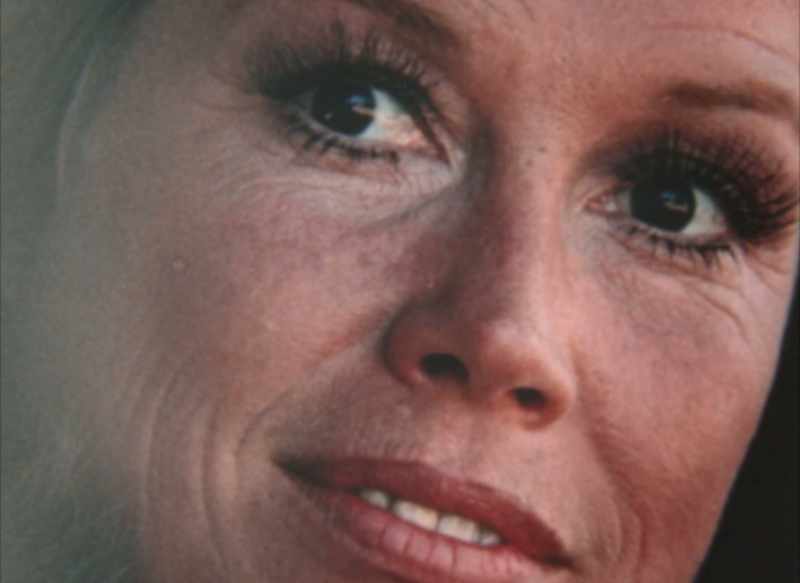 Somebody understands that I'm not Mary Richards