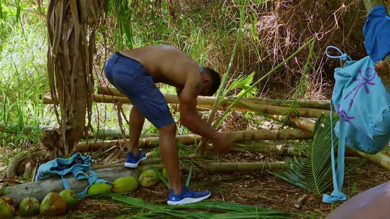 Somebody want coconut water?