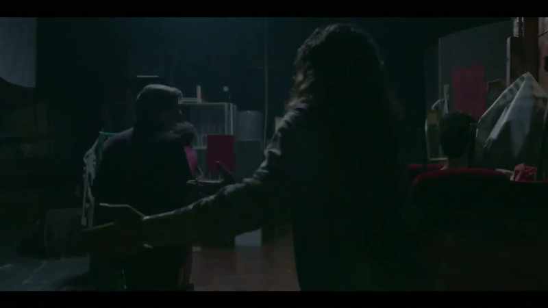 Someone has to go on stage. - Wait! - Okay, sorry