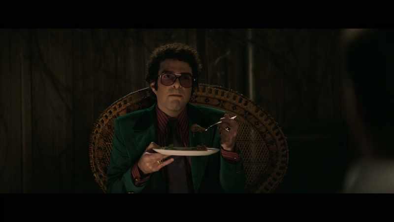 Sommelier, connoisseur, pig