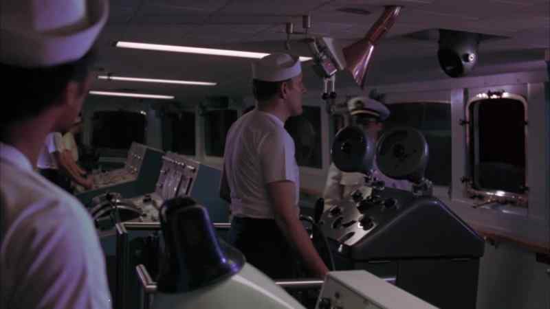 (sonar pinging) - Sir, take a look a this