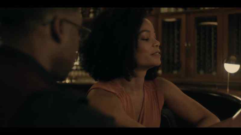 �� Soon as you come through ♪