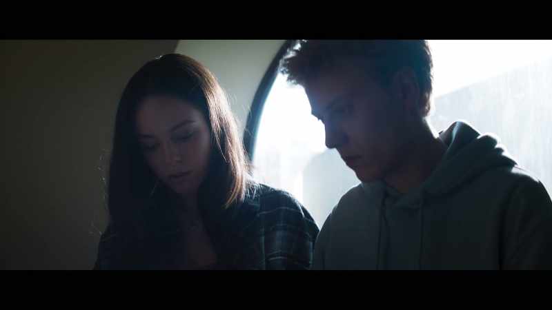 SOPHIE & FINN FREY - TWINS