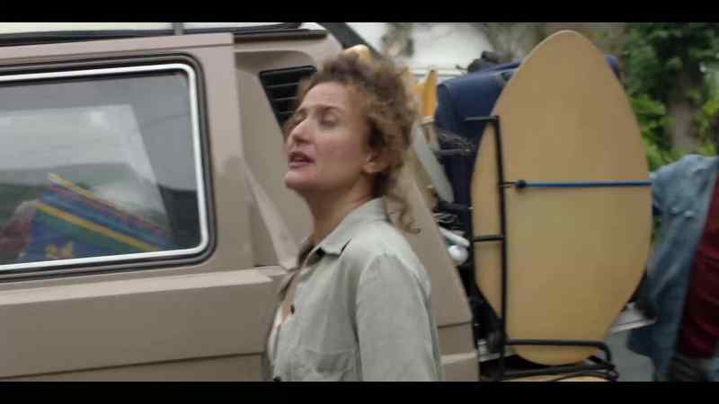 Sophie! - We're going to miss the ferry