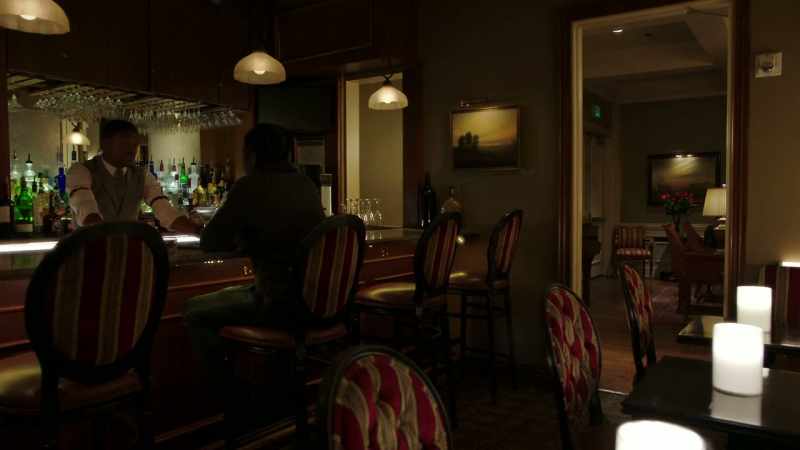 [soul music playing]