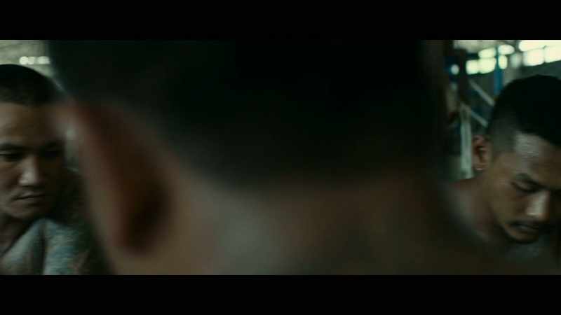SOUNDS OF EATING AND TALKING GRADUALLY GET LOUDER