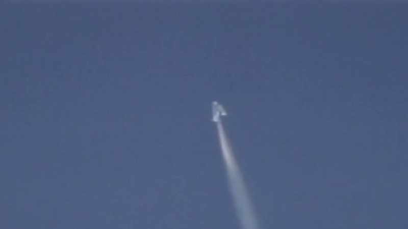 SpaceShipOne is in an almost vertical climb