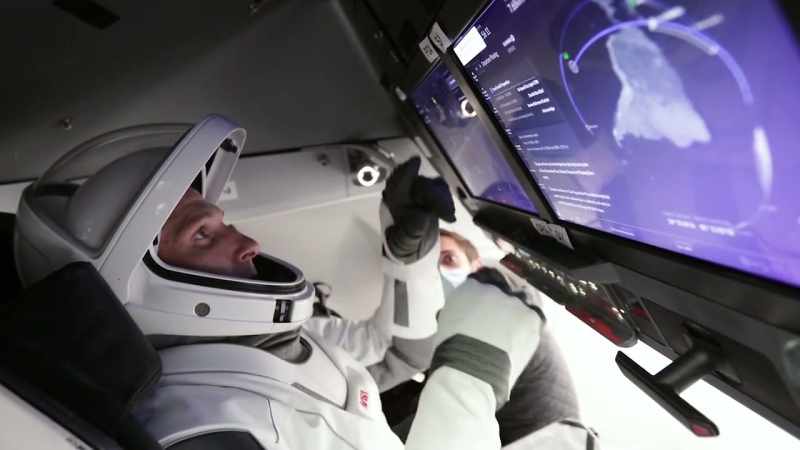 SpaceX's touch screen-skærm