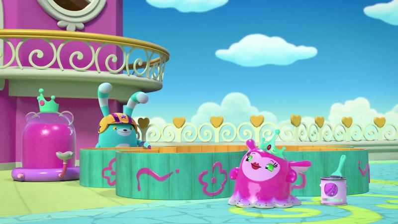 Sparkle-goo splash pool perfect place to make pretty things!