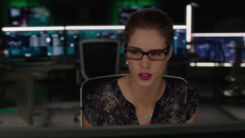 Spartan, go upstairs. Green arrow needs your help!