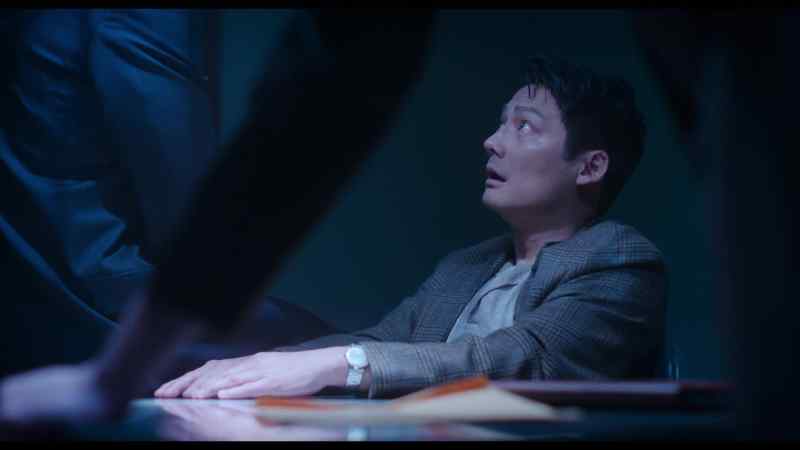 [speaking Mandarin]