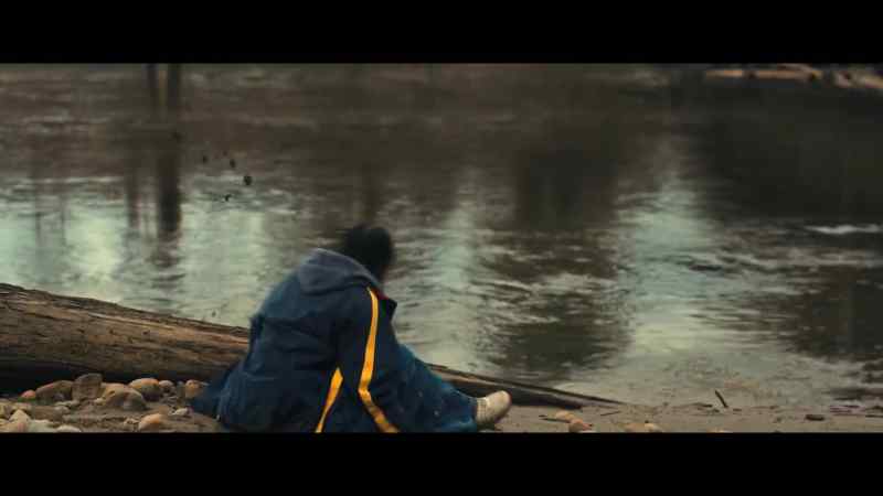 [splashing]