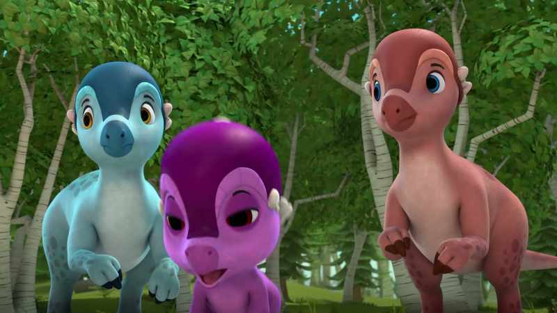 (squeaking happily)