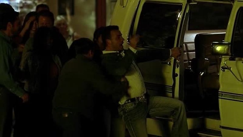 Squeeze on in there. Squeeze on in