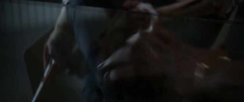 (stabbing) (grunting)