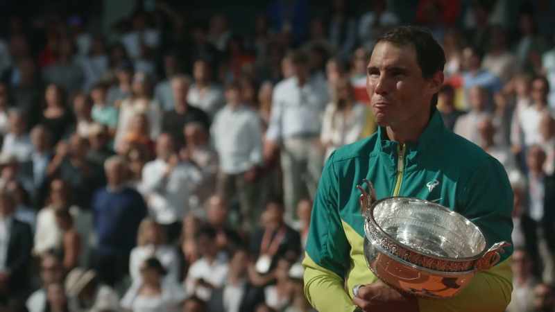 [stadium commentator] Rafael Nadal!