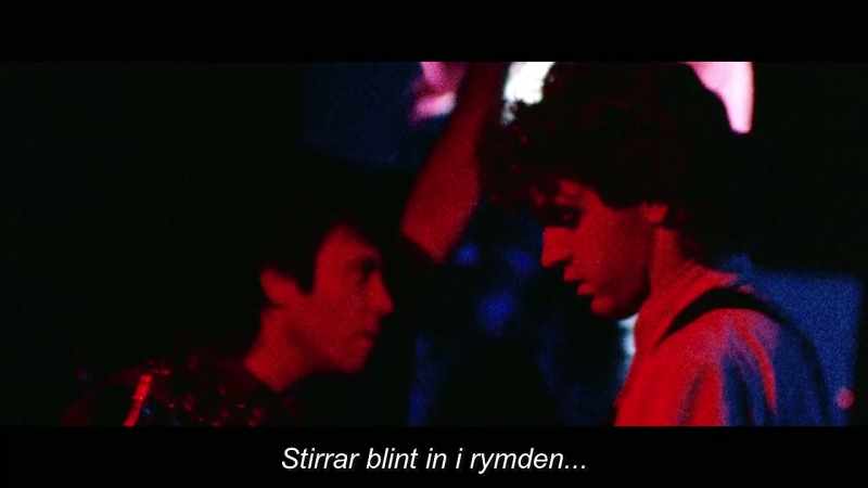 �� Staring blindly into space ♪