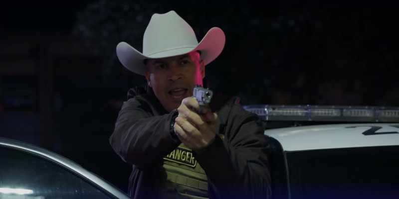 State police! Drop your weapons and show me your hands!