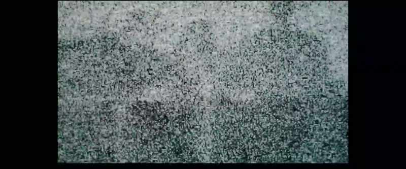 [static buzzing]